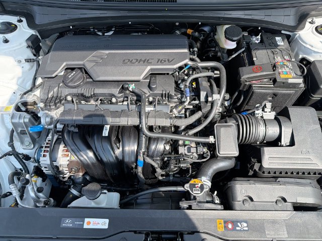 New 2026 Hyundai Elantra Sport FWD image 26