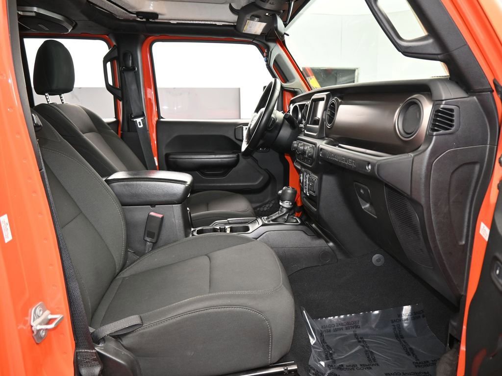 Used 2018 Jeep Wrangler Unlimited Sport S image 43