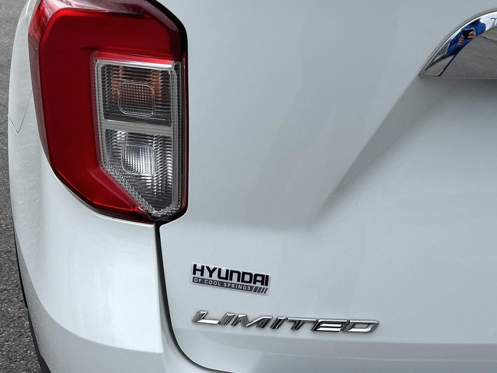 Used 2021 Ford Explorer Limited w/ Equipment Group 301A image 13