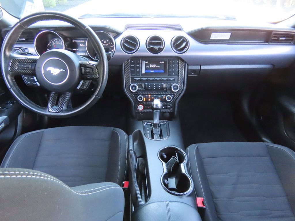 Used 2017 Ford Mustang GT RWD image 34