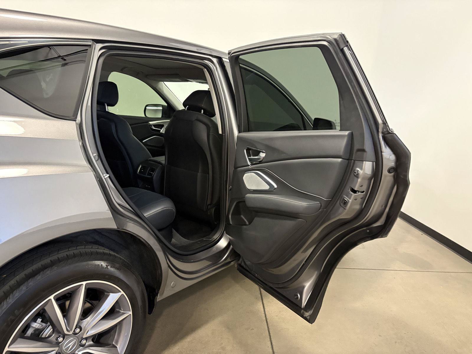 Used 2024 Acura RDX w/ Technology Package AWD/4WD image 43