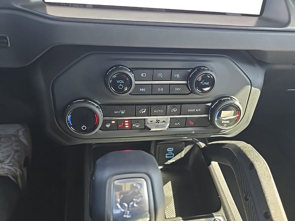 Used 2025 Ford Bronco Badlands w/ Sasquatch Package AWD/4WD image 18