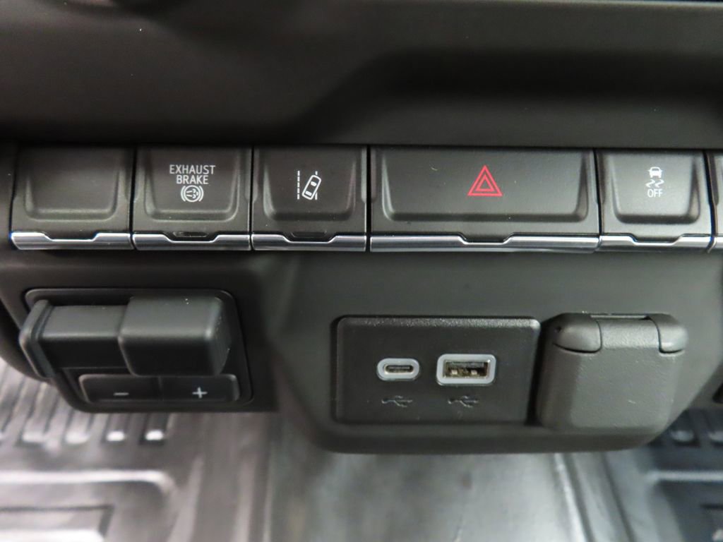 Used 2024 GMC Sierra 2500 Pro image 52