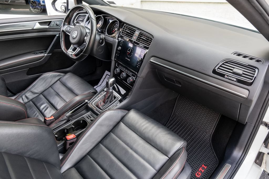 Used 2019 Volkswagen GTI SE w/ SE Experience Package FWD image 25