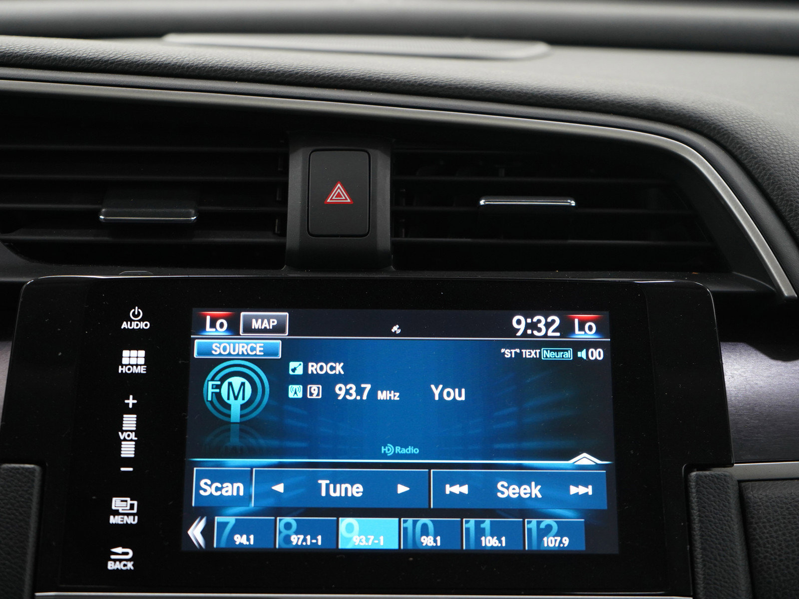 Used 2016 Honda Civic Touring image 16