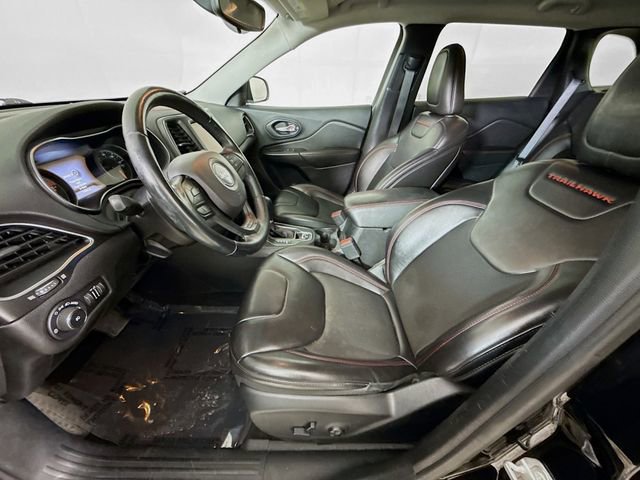 Used 2019 Jeep Cherokee Trailhawk image 19