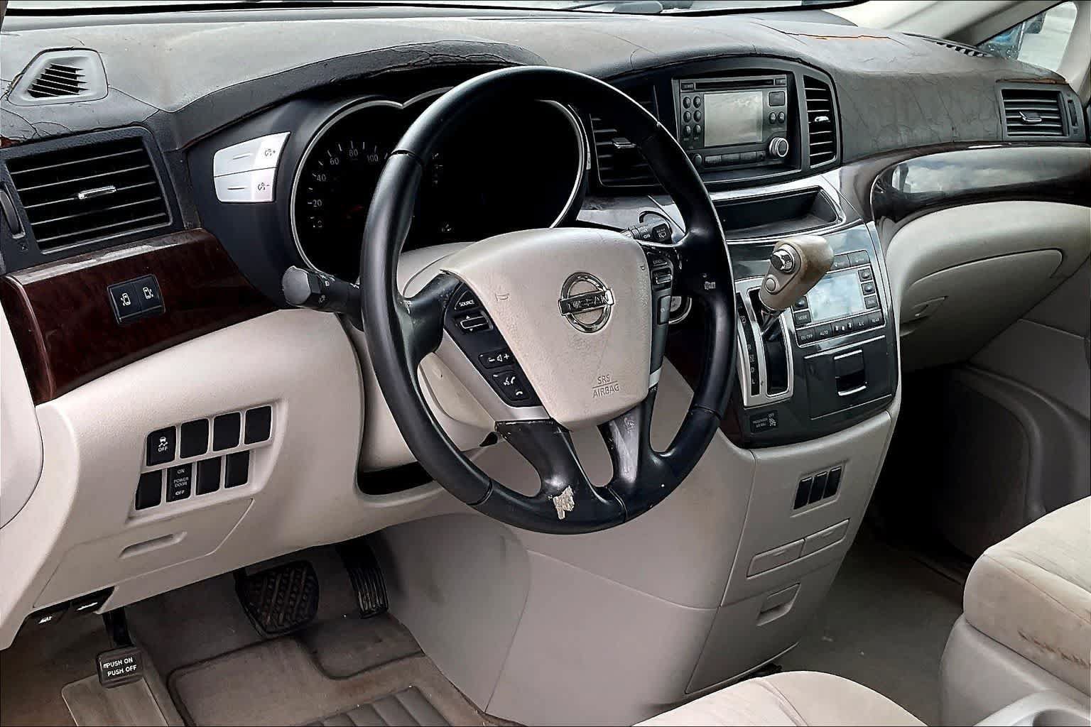 Used 2011 Nissan Quest SV FWD image 2