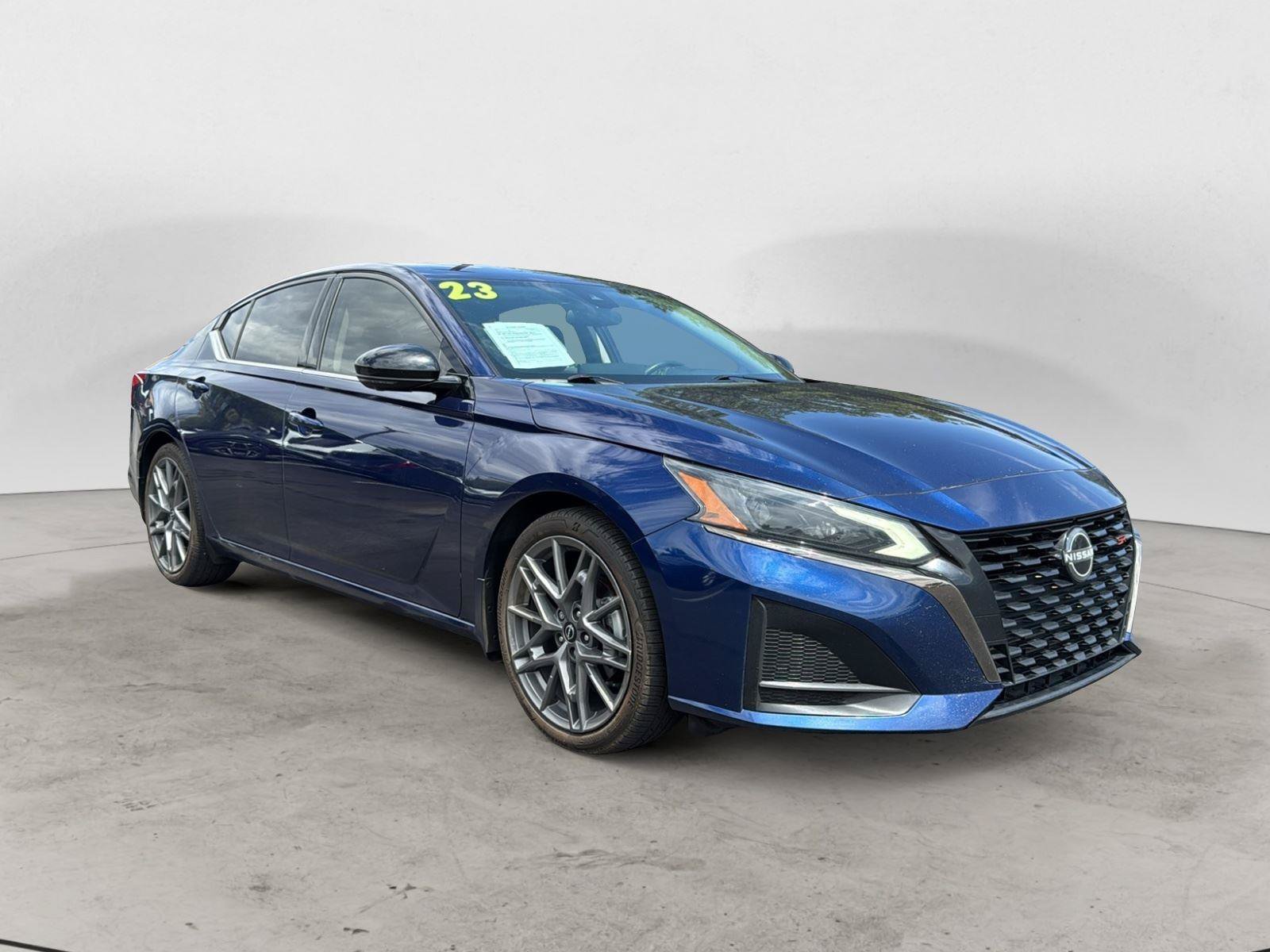 Used 2023 Nissan Altima 2.0 SR