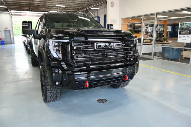 New 2026 GMC Sierra 2500 AT4X w/ LPO, Black Badging Package AWD/4WD image 11