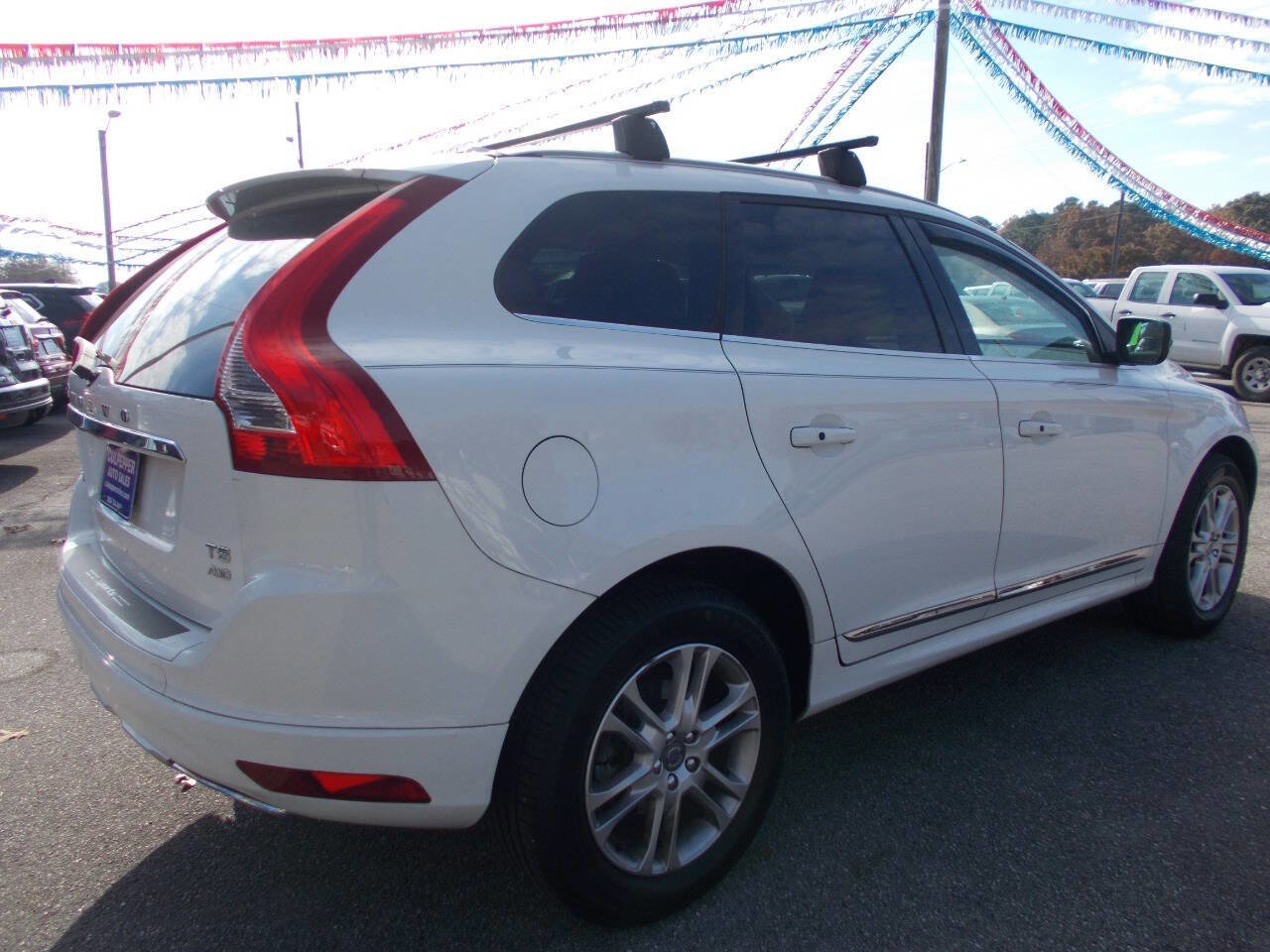 Used 2015 Volvo XC60 T5 image 3