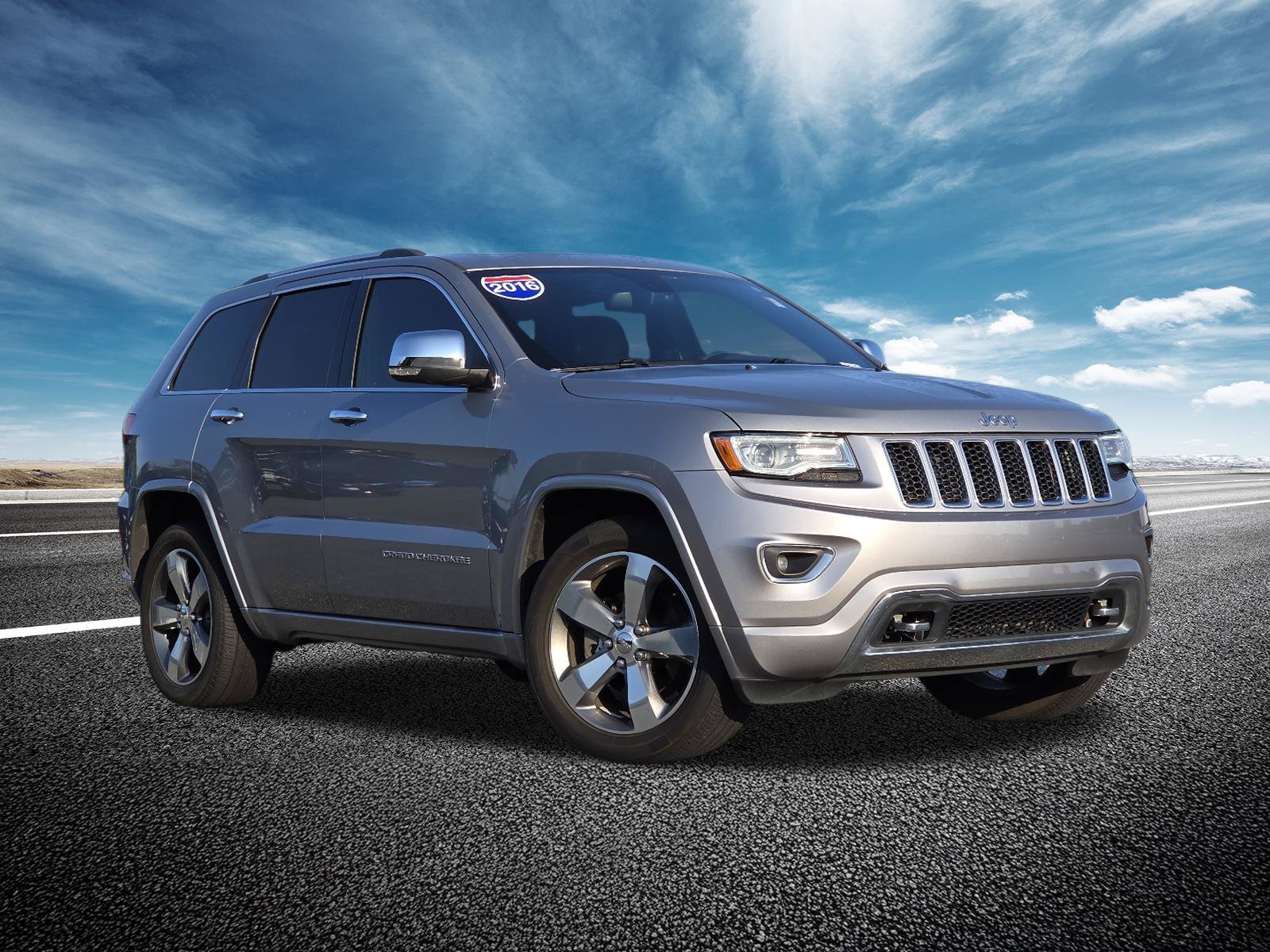 Used 2016 Jeep Grand Cherokee Overland RWD image 2