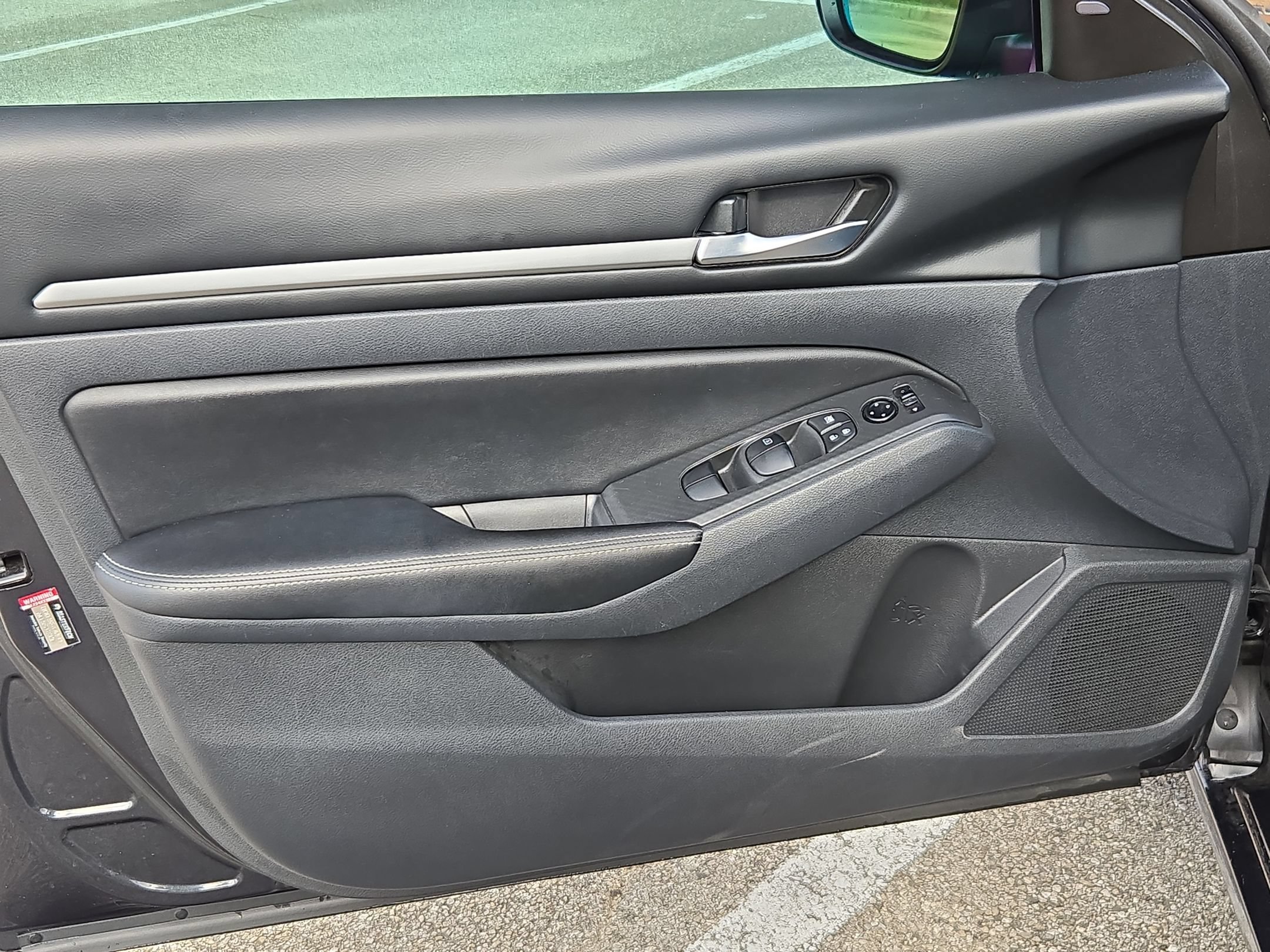 Used 2022 Nissan Altima 2.5 SV FWD image 10