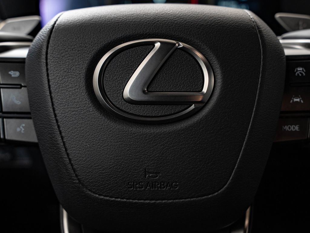 Certified 2026 Lexus GX 550 w/ Accessory Package (2T) AWD/4WD image 31