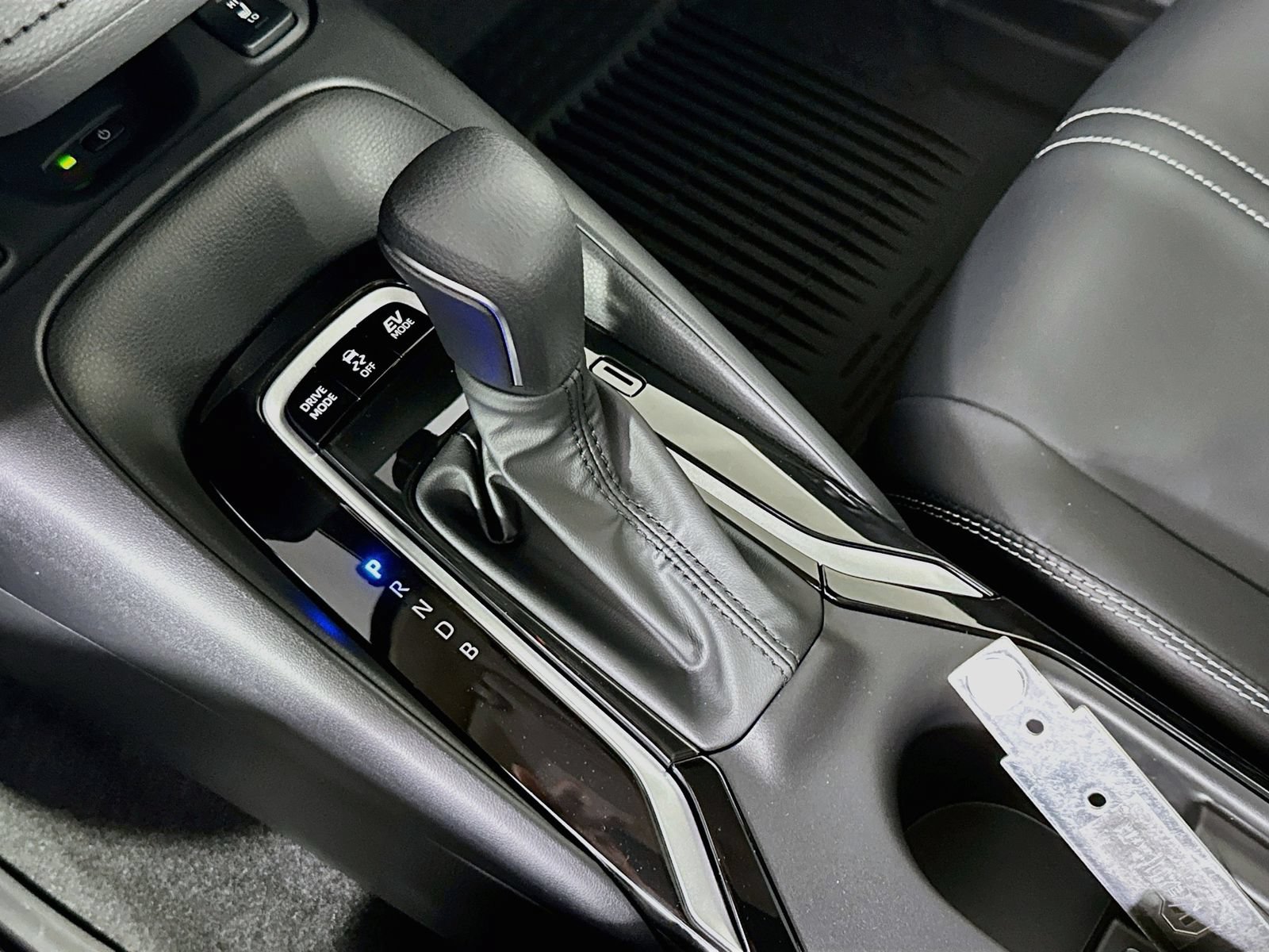 New 2026 Toyota Corolla XLE FWD image 17