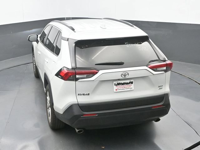 Used 2023 Toyota RAV4 XLE Premium AWD/4WD image 15