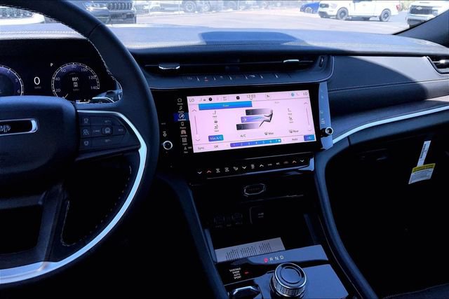 New 2026 Jeep Grand Cherokee L Limited AWD/4WD image 7