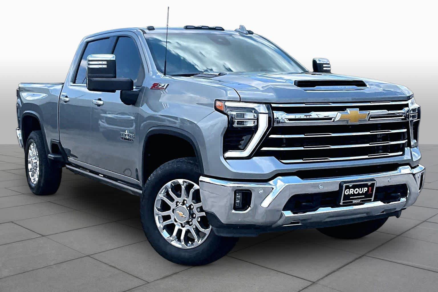 Used 2024 Chevrolet Silverado 2500 LTZ w/ LTZ Texas Edition AWD/4WD image 3