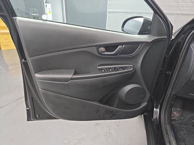 Used 2020 Hyundai Kona SEL Plus FWD image 24