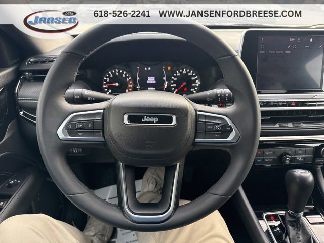 Used 2022 Jeep Compass Latitude AWD/4WD image 13