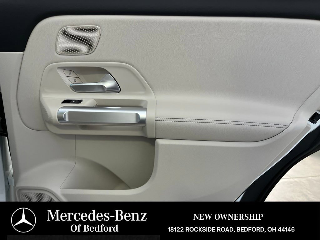 Used 2026 Mercedes-Benz GLB 250 4MATIC image 17
