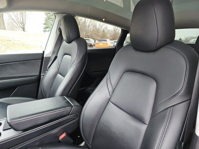 Used 2021 Tesla Model Y Long Range image 17