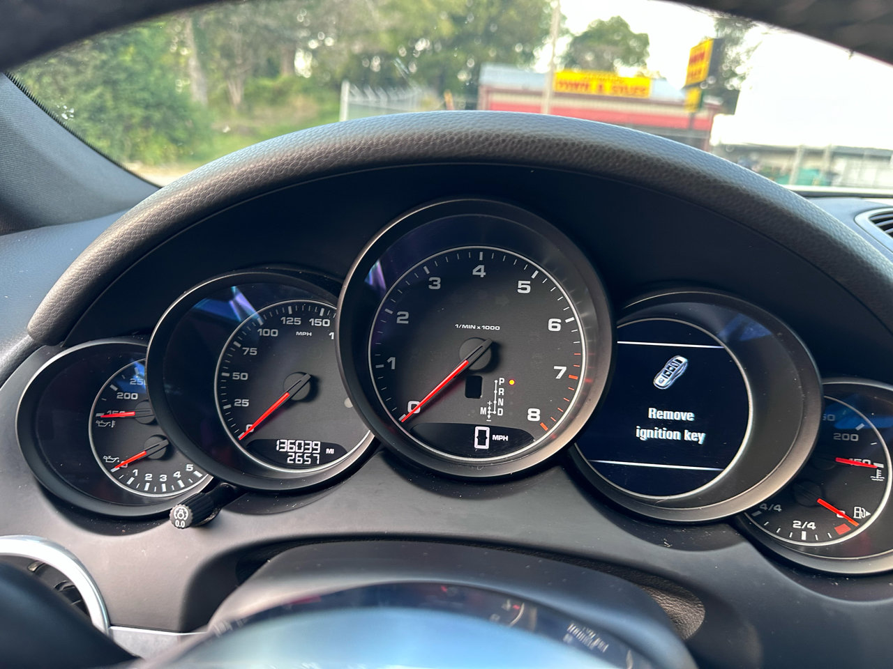 Used 2016 Porsche Cayenne image 23