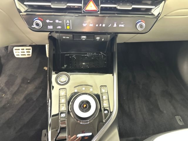 Used 2023 Kia Niro Wave w/ Wave Preserve Package image 23