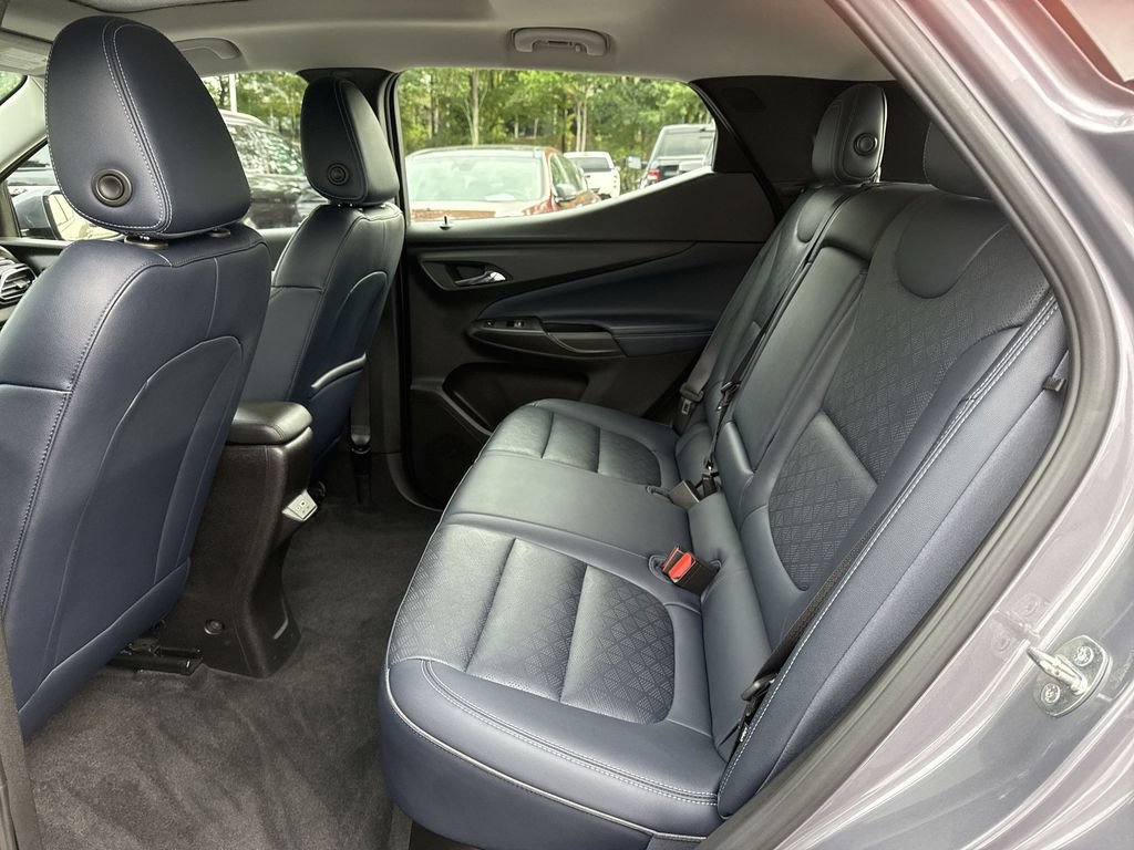 Used 2023 Chevrolet Bolt EUV Premier w/ Sun & Sound Package FWD image 25