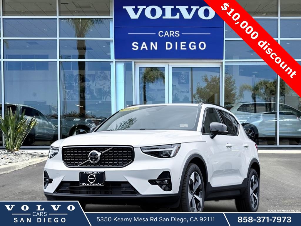 New 2025 Volvo XC40 B5 Plus w/ Protection Package Premier