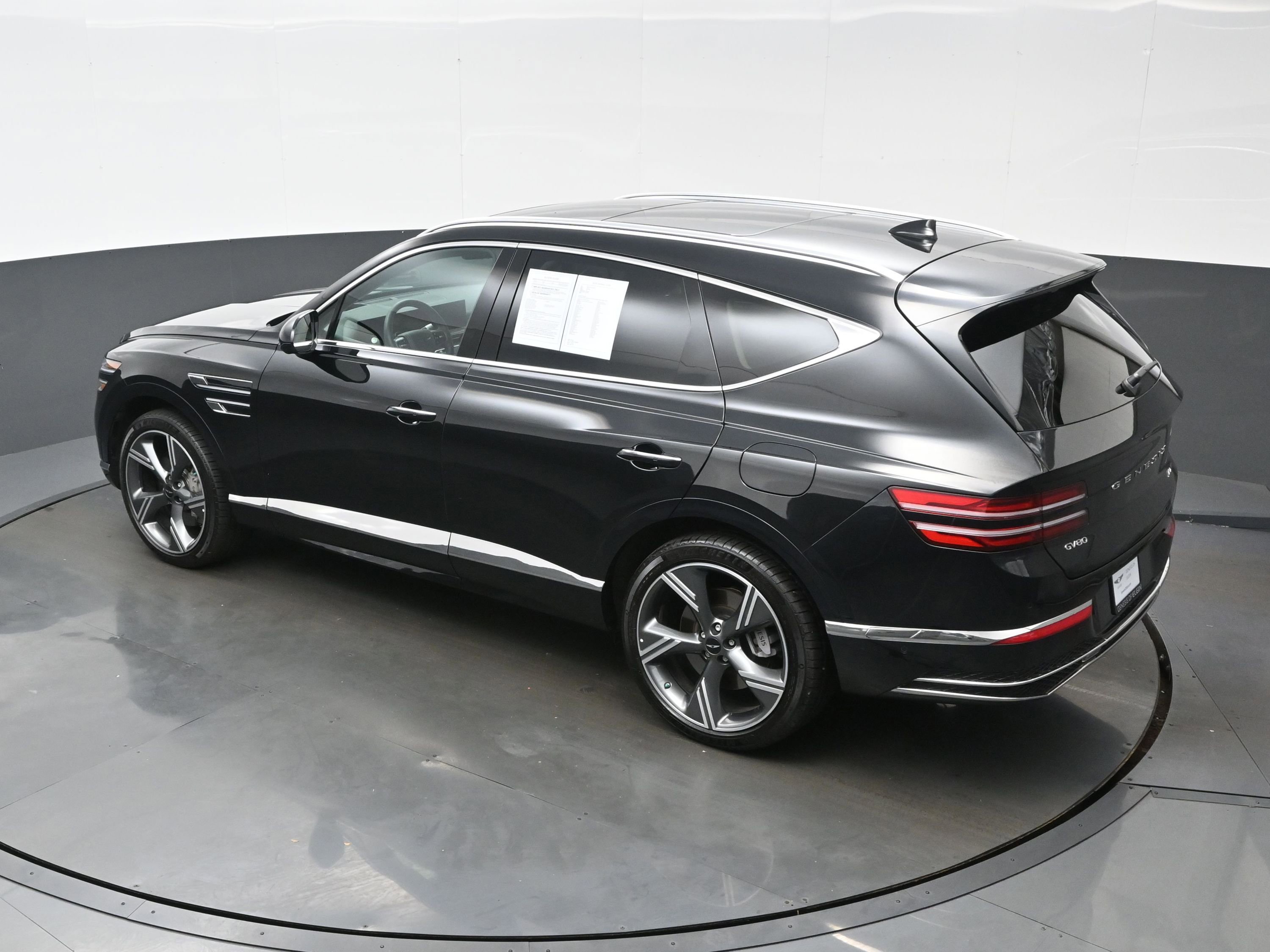 Certified 2025 Genesis GV80 3.5T Prestige image 37