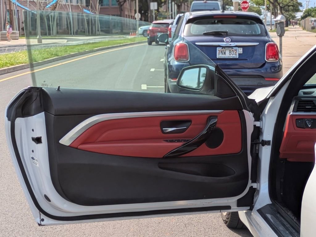 Used 2016 BMW 428i Convertible image 16