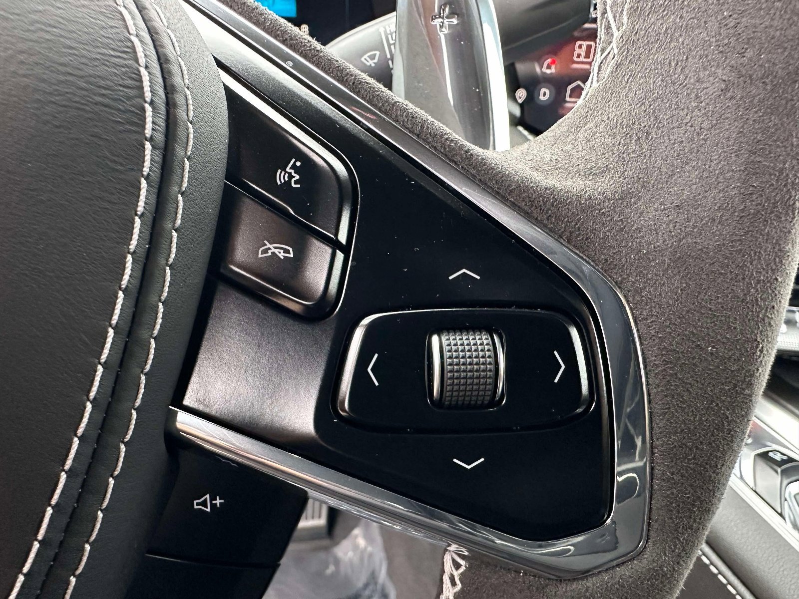 Certified 2026 Chevrolet Corvette Stingray Convertible w/ 1LT image 18