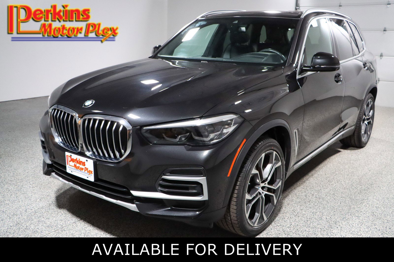 Used 2022 BMW X5 sDrive40i w/ Parking Assistance Package RWD image 1