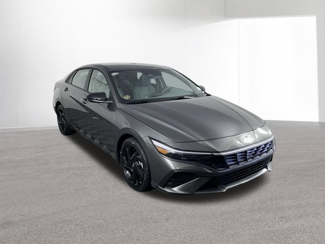 New 2026 Hyundai Elantra Sport FWD image 11