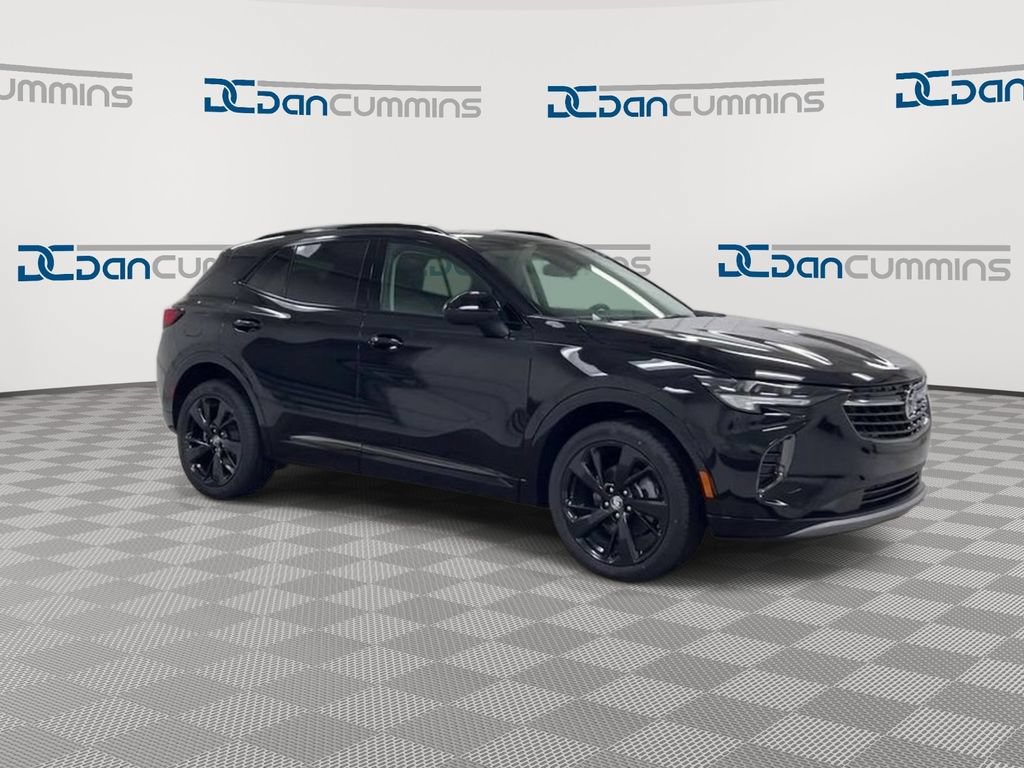 Used 2023 Buick Envision Essence w/ Sport Touring Package AWD/4WD image 2