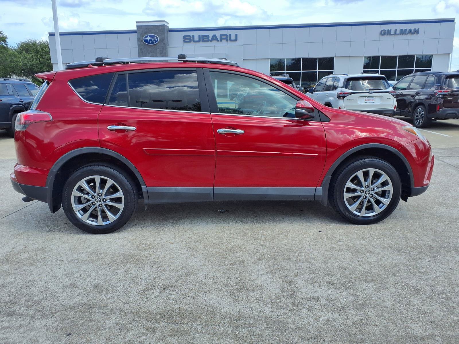 Used 2017 Toyota RAV4 Limited FWD image 26