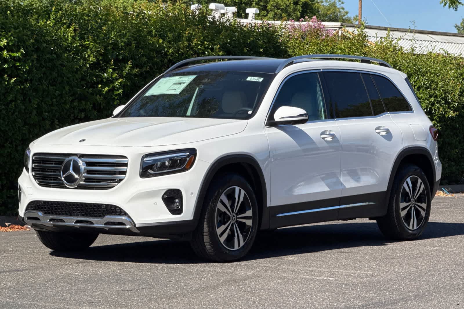 New 2026 Mercedes-Benz GLB 250 image 7