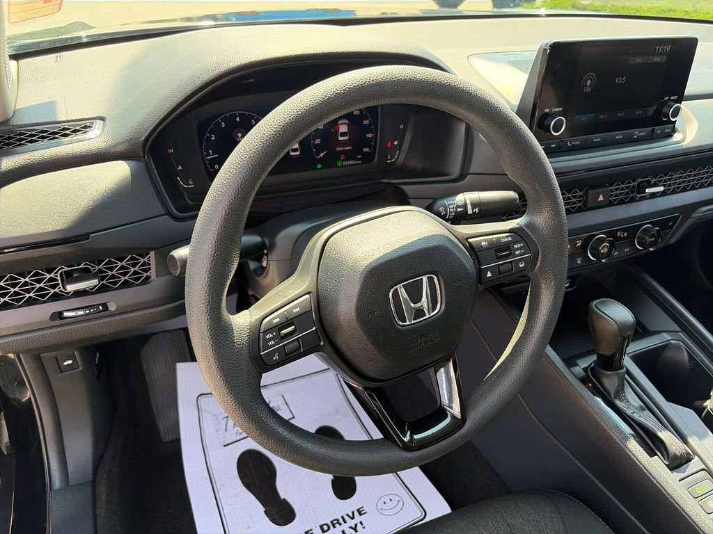 Used 2024 Honda Accord EX image 18