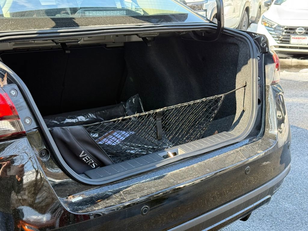 New 2025 Nissan Versa SR w/ Trunk Package image 23