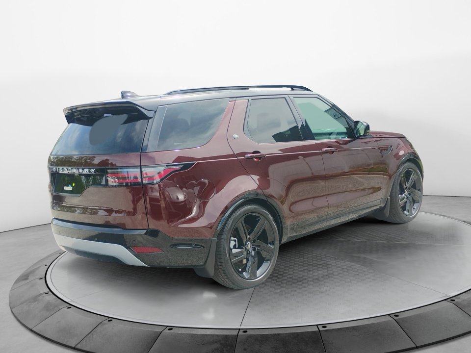 New 2026 Land Rover Discovery Limited Edition AWD/4WD image 7