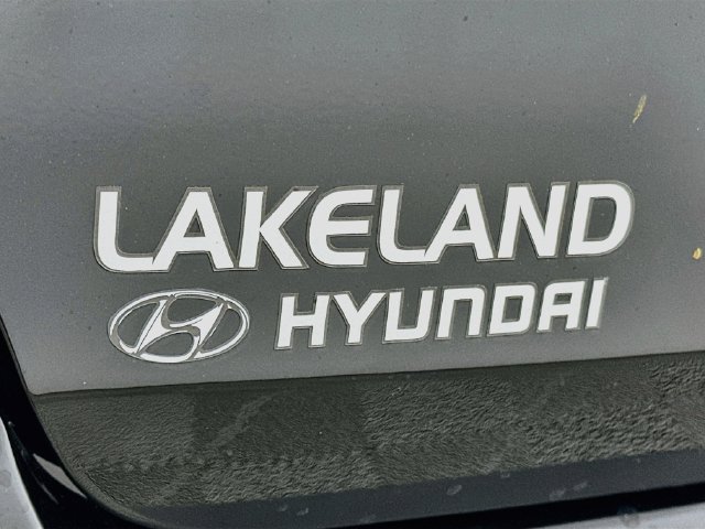 Used 2025 Hyundai Venue SEL FWD image 26