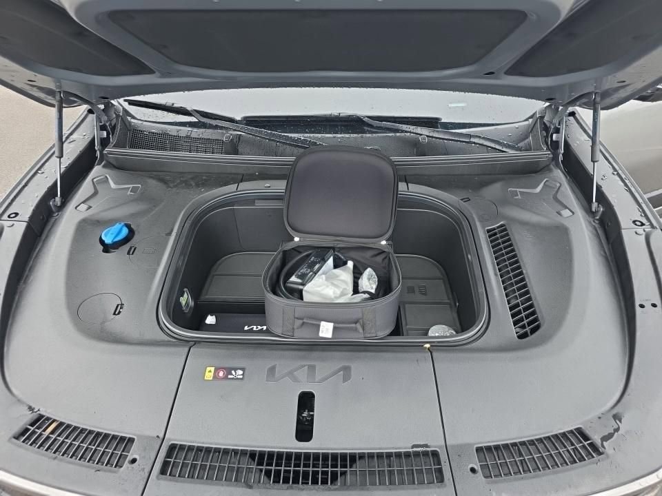 Certified 2024 Kia EV9 GT-Line image 10