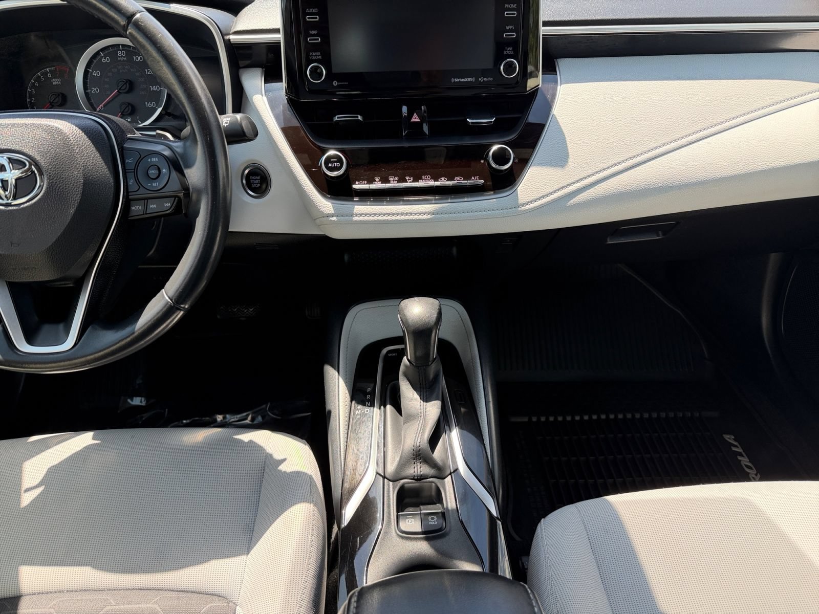 Used 2019 Toyota Corolla SE w/ SE Option Package FWD image 11