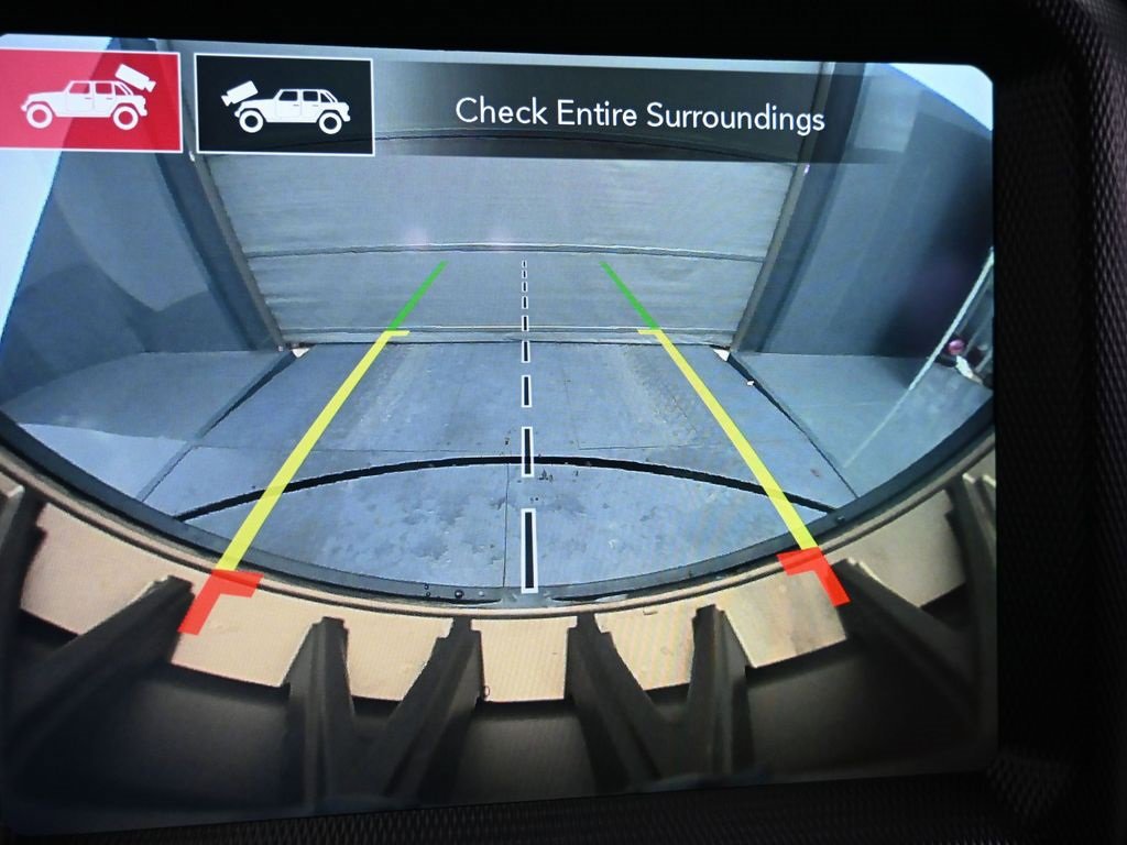 Used 2022 Jeep Wrangler Unlimited Rubicon w/ Trailer Tow Package image 28