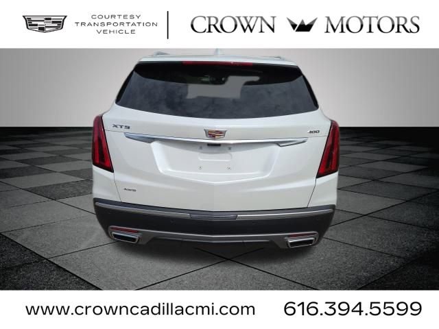 Used 2025 Cadillac XT5 Premium Luxury w/ Technology Package image 8
