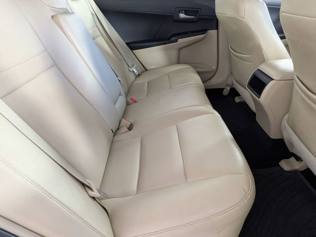 Used 2012 Toyota Camry LE FWD image 25