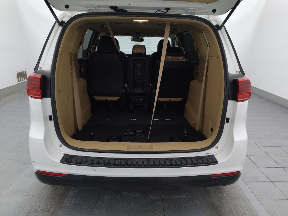 Used 2019 Kia Sedona EX image 29