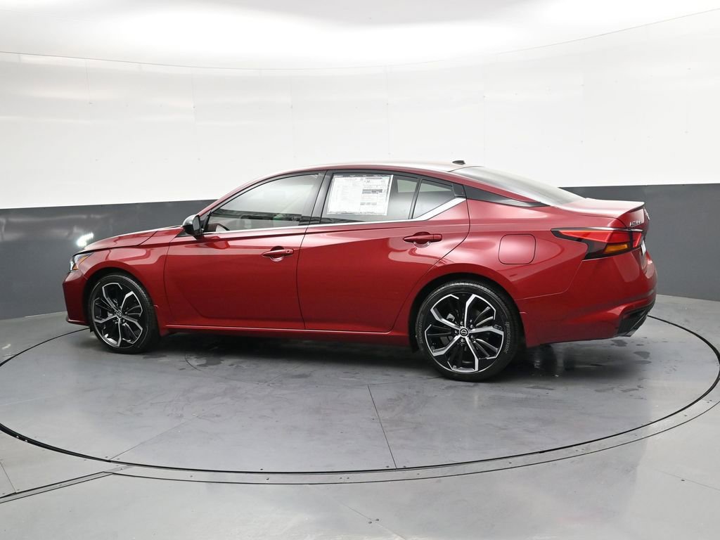 New 2026 Nissan Altima 2.5 SR image 6