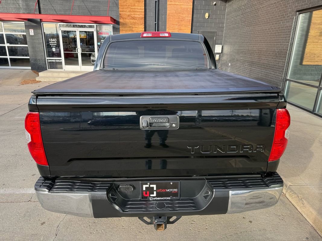 Used 2018 Toyota Tundra SR5 w/ SR5 Upgrade Package image 18