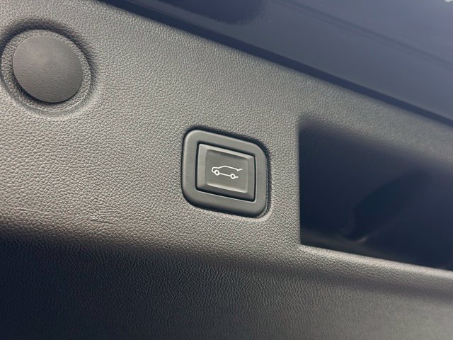 Used 2024 Chevrolet Equinox LT FWD image 27